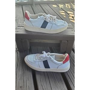 Chelsea and Violet White Shoes Size 8.5